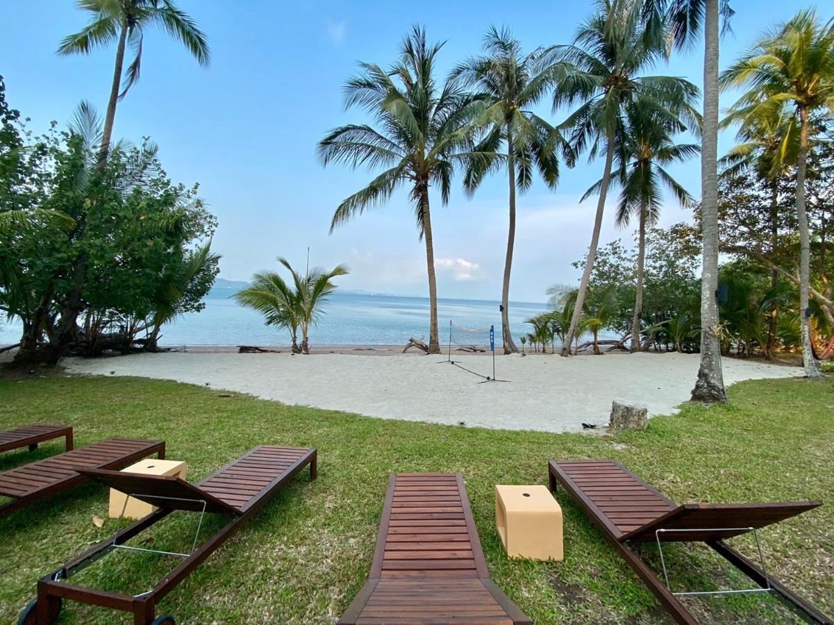 Coral Cove Beachfront Villa - Koh Chang Exterior photo