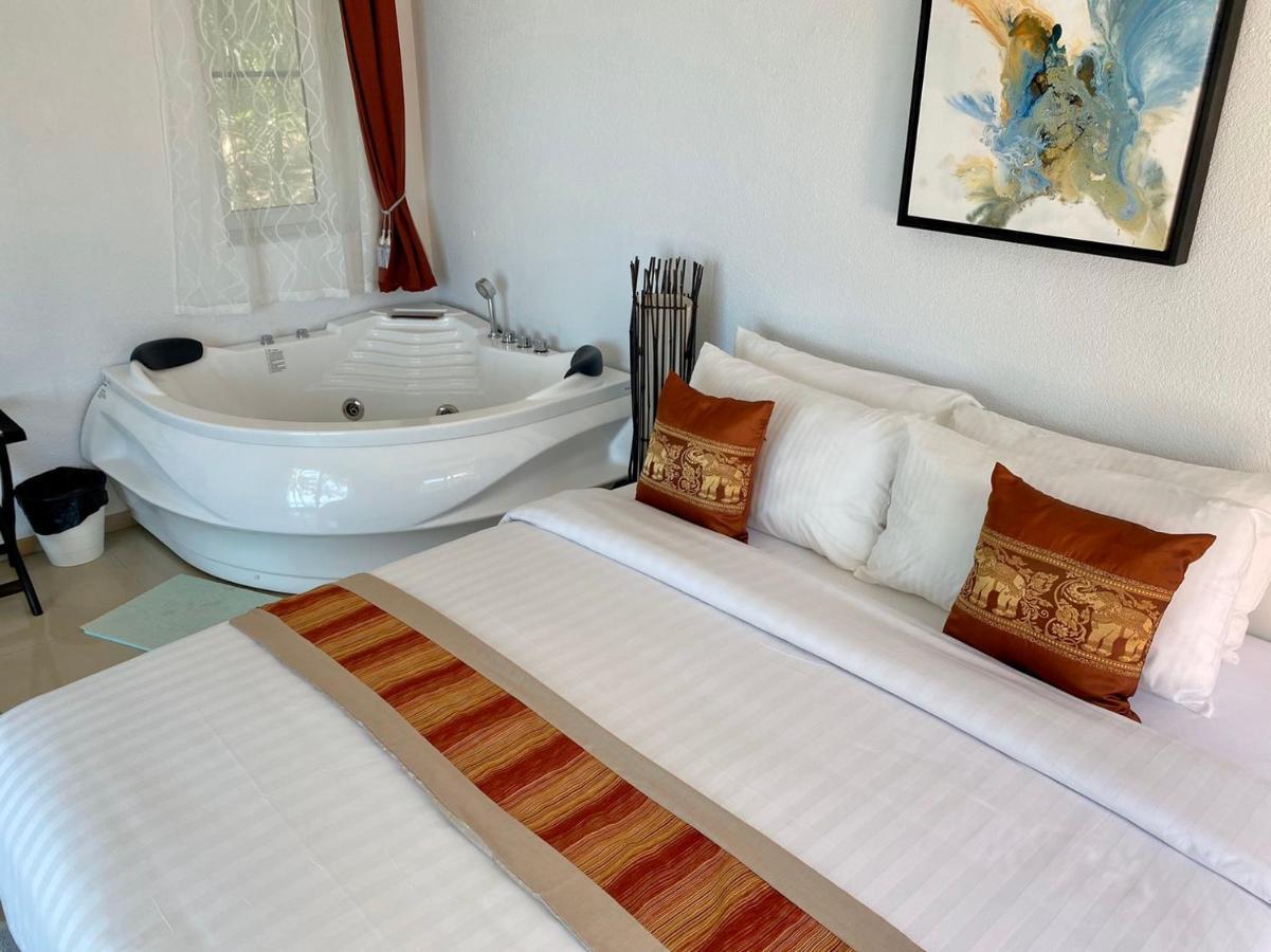 Coral Cove Beachfront Villa - Koh Chang Exterior photo